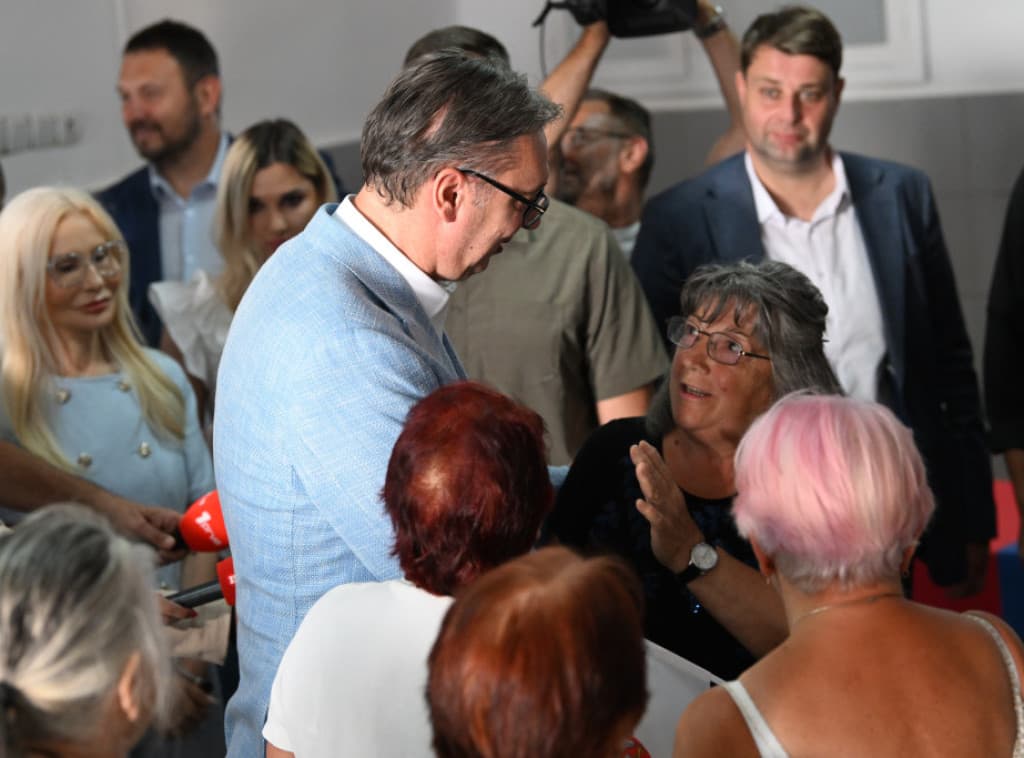 Vučić: U Svrljigu ćemo raditi 20 kilometara puteva