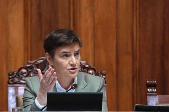"OPOZICIJA ŽELI POLITIČKI RIJALITI" Brnabić o vanrednoj sednici Skupštine: Poslanici SNS stvoriće uslove za raspravu, pokazali smo demokratski kapacitet