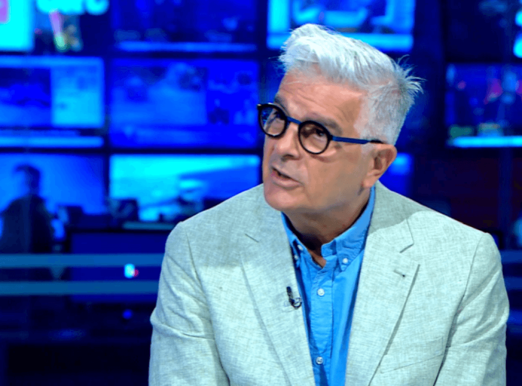 Krstić: Ne postoji ozbiljna šansa da se zaista izglasa nepoverenje Vladi na sednici