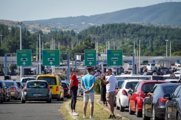 Svađa između vozača na graničnom prelazu Evzoni zbog dugog čekanja