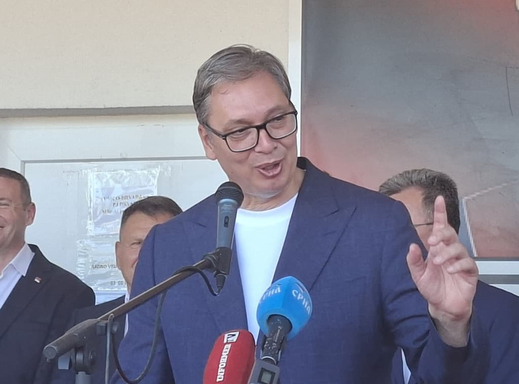 Vučić: Srbija dovoljno snažna da pomogne Republici Srpskoj